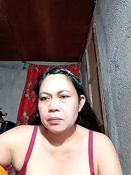 Everleigh mom online show from October 1, 5:35 am