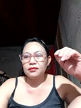 Everleigh mom online show from January 7, 4:26 am