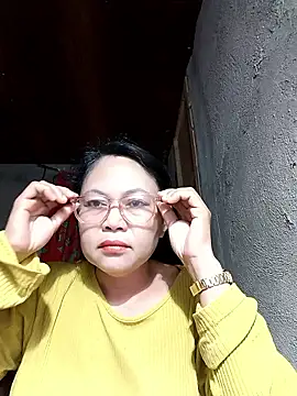 Everleigh mom online show from January 10, 8:21 pm