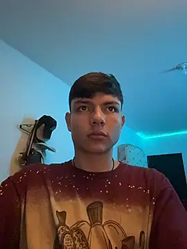 Snapshot of alandelrey57 chatting on October 29, 5:10 am alandelrey57 online show from October 29, 5:10 am