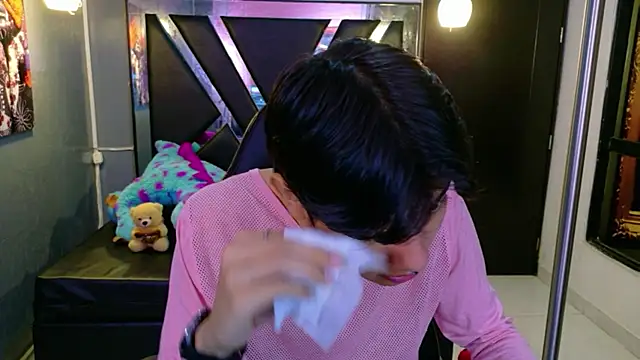 Snapshot of alandelrey57 chatting on January 7, 3:09 am alandelrey57 online show from January 7, 3:09 am