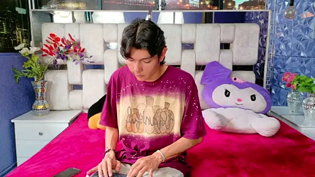 Snapshot of alandelrey57 chatting on March 3, 2:34 pm alandelrey57 online show from March 3, 2:34 pm