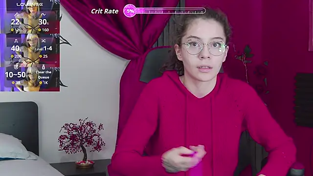 Snapshot of RavennMoonn chatting on September 30, 7:52 pm RavennMoonn online show from September 30, 7:52 pm