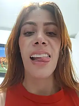 Snapshot of Elianasuarezz chatting on June 24, 11:37 pm Elianasuarezz online show from June 24, 11:37 pm