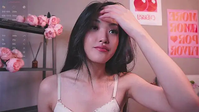 FancyEsten online show from November 8, 7:19 am