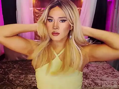 YllanaAltheaXxX online show from October 23, 4:12 am