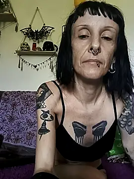 Snapshot of DEALYLITH chatting on September 28, 11:59 am DEALYLITH online show from September 28, 11:59 am