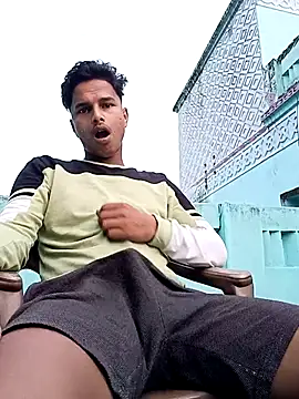 Snapshot of Asish_007 chatting on September 18, 12:01 am Asish 007 online show from September 18, 12:01 am