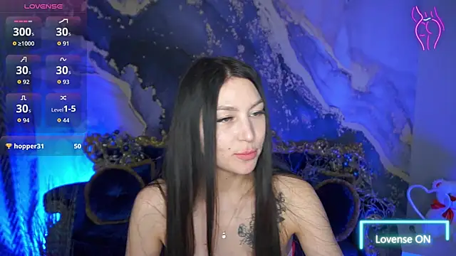 EliseVelour online show from March 12, 1:50 pm