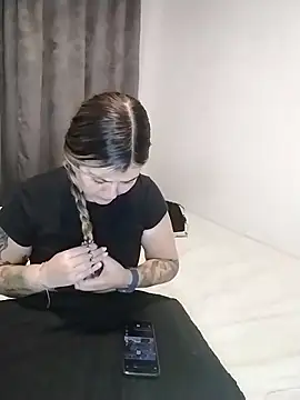 Fernandar2025 online show from November 8, 1:39 am