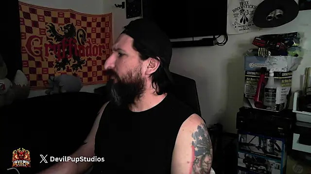 Snapshot of DevilPup75_ chatting on March 31, 6:14 am DevilPup75 online show from March 31, 6:14 am