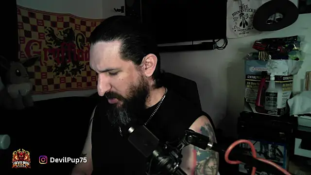 Snapshot of DevilPup75_ chatting on April 6, 2:20 am DevilPup75 online show from April 6, 2:20 am