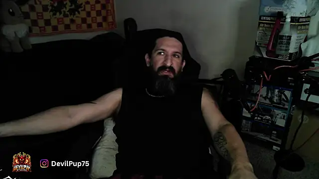 Snapshot of DevilPup75_ chatting on April 6, 4:46 am DevilPup75 online show from April 6, 4:46 am