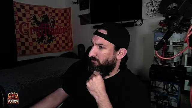 Snapshot of DevilPup75_ chatting on April 14, 8:20 am DevilPup75 online show from April 14, 8:20 am