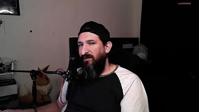 Snapshot of DevilPup75_ chatting on May 5, 7:27 am DevilPup75 online show from May 5, 7:27 am