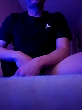 Thoma9034 online show from October 31, 9:38 pm