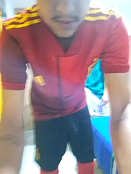 Snapshot of skinny23cm chatting on December 5, 9:50 am skinny23cm online show from December 5, 9:50 am