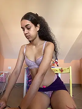 Snapshot of Sora_pasquale chatting on September 25, 7:12 am Sora pasquale online show from September 25, 7:12 am