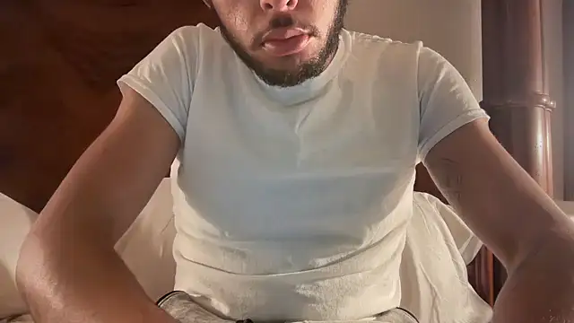 DERTYLAY online show from February 12, 2:06 am