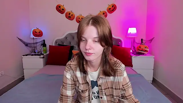 Madelaineses online show from October 22, 10:04 am