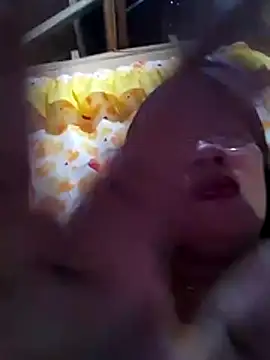 Huge mama69 online show from March 29, 1:27 am