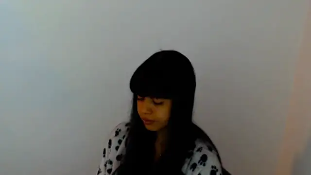 Snapshot of meganmiauu chatting on July 18, 11:03 am meganmiauu online show from July 18, 11:03 am