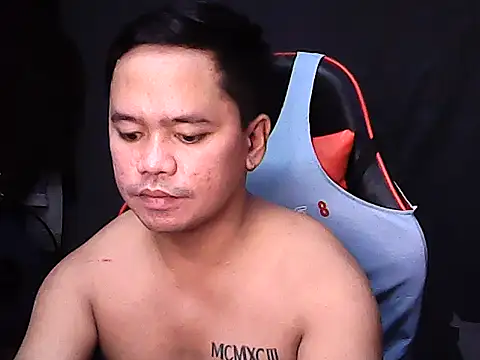 Snapshot of sweet_sexyasian69 chatting on August 2, 1:37 am sweet sexyasian69 online show from August 2, 1:37 am