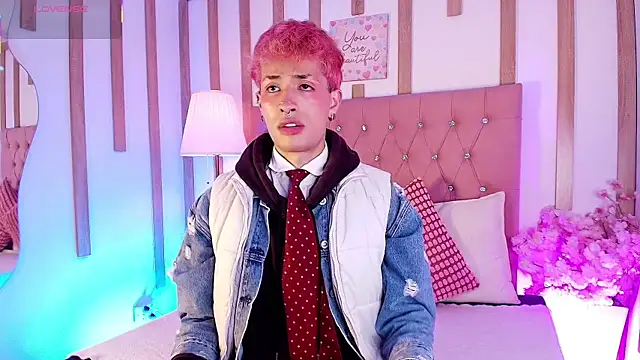 OzorioDany online show from April 21, 4:41 am