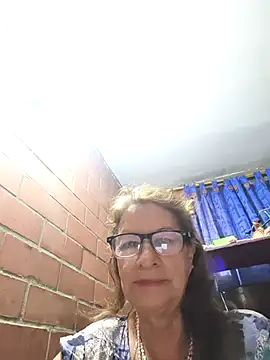 Snapshot of MaryeLunna chatting on February 12, 12:44 pm MaryeLunna online show from February 12, 12:44 pm