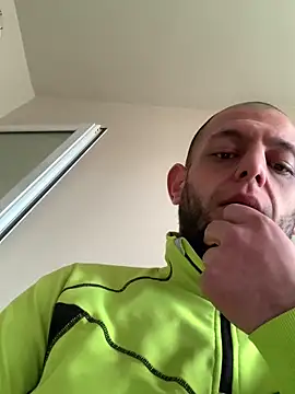 Snapshot of milenski74 chatting on February 25, 2:37 pm milenski74 online show from February 25, 2:37 pm
