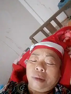 VangLe73 online show from October 9, 12:58 pm