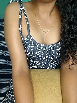 Snapshot of Tamilpallavi chatting on September 17, 4:19 pm Tamilpallavi online show from September 17, 4:19 pm