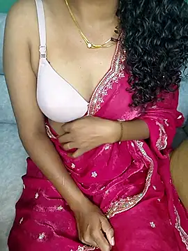 Snapshot of Tamilpallavi chatting on October 11, 1:42 pm Tamilpallavi online show from October 11, 1:42 pm