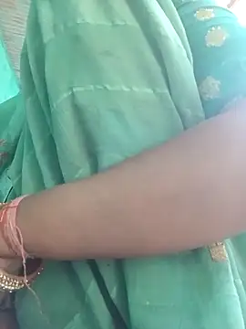 Snapshot of Hot_rasa chatting on November 9, 4:33 am Hot rasa online show from November 9, 4:33 am