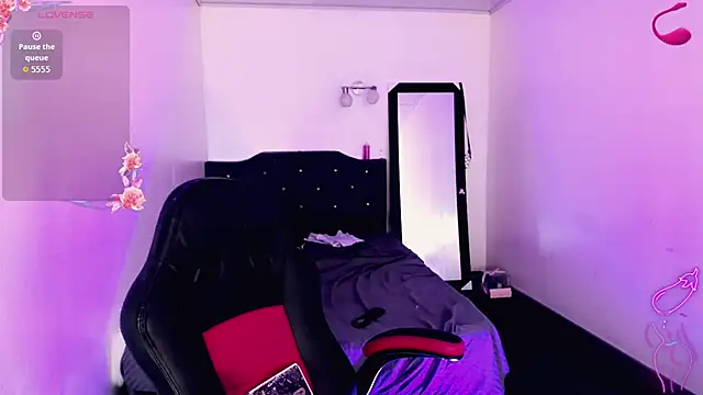 Rossedewitt  online show from October 14, 7:36 pm