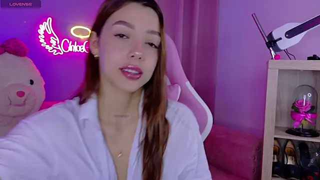 Chloegi   online show from January 9, 8:50 am