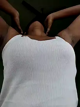 Snapshot of renu_143 chatting on November 5, 6:02 am renu 143 online show from November 5, 6:02 am