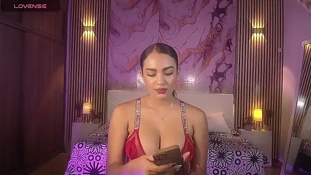 Snapshot of zafirolong chatting on April 30, 3:46 am zafirolong online show from April 30, 3:46 am