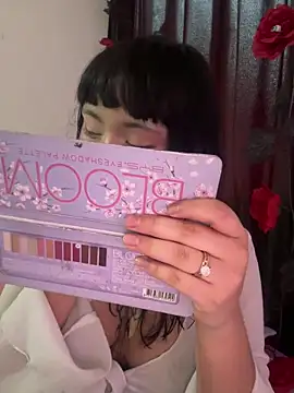 Snapshot of Kitty_yukimura chatting on September 27, 9:31 pm Kitty yukimura online show from September 27, 9:31 pm