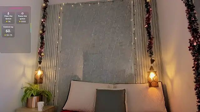 Emili  hot online show from December 14, 12:32 pm