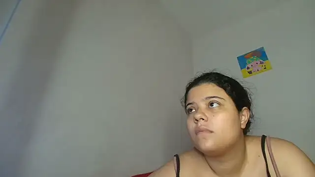 Snapshot of luisahot_9727 chatting on February 7, 8:07 am luisahot 9727 online show from February 7, 8:07 am