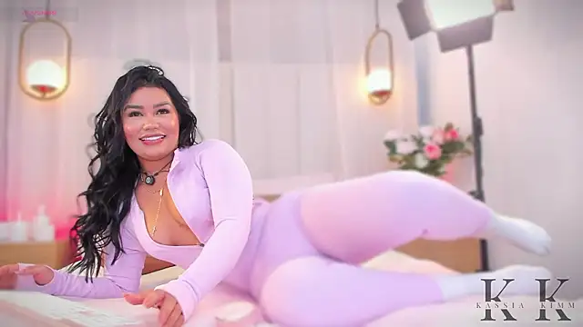 kassia kim online show from March 9, 7:23 am