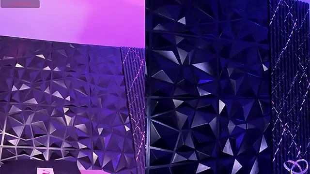 katierouge  online show from November 13, 6:34 am