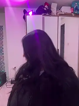 Dominic Schmit01 online show from March 12, 5:02 am