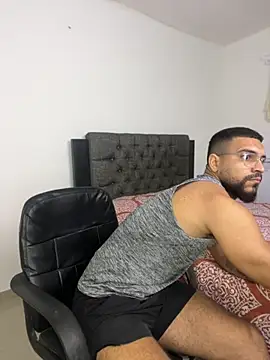 vincentjaxon online show from November 14, 10:25 am