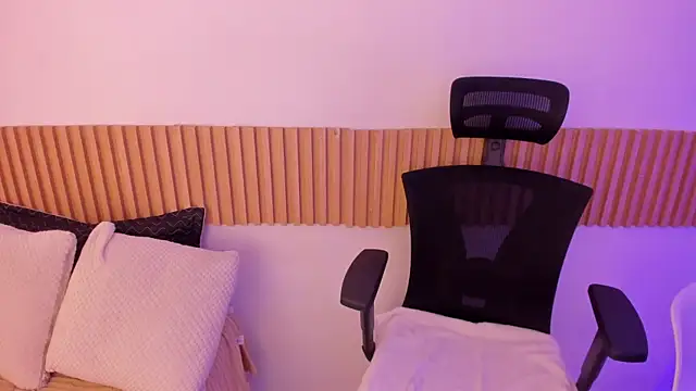 OliviaSweett online show from October 2, 8:16 pm