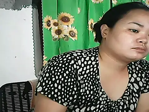 CreamyPussy4uxx online show from November 1, 10:12 pm