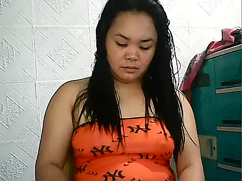 CreamyPussy4uxx online show from January 9, 1:41 am