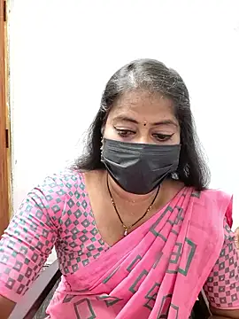 Snapshot of tamil_Sigappu_Roja chatting on May 5, 12:51 am tamil Sigappu Roja online show from May 5, 12:51 am