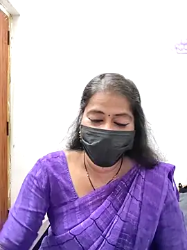 Snapshot of tamil_Sigappu_Roja chatting on June 5, 12:39 am tamil Sigappu Roja online show from June 5, 12:39 am